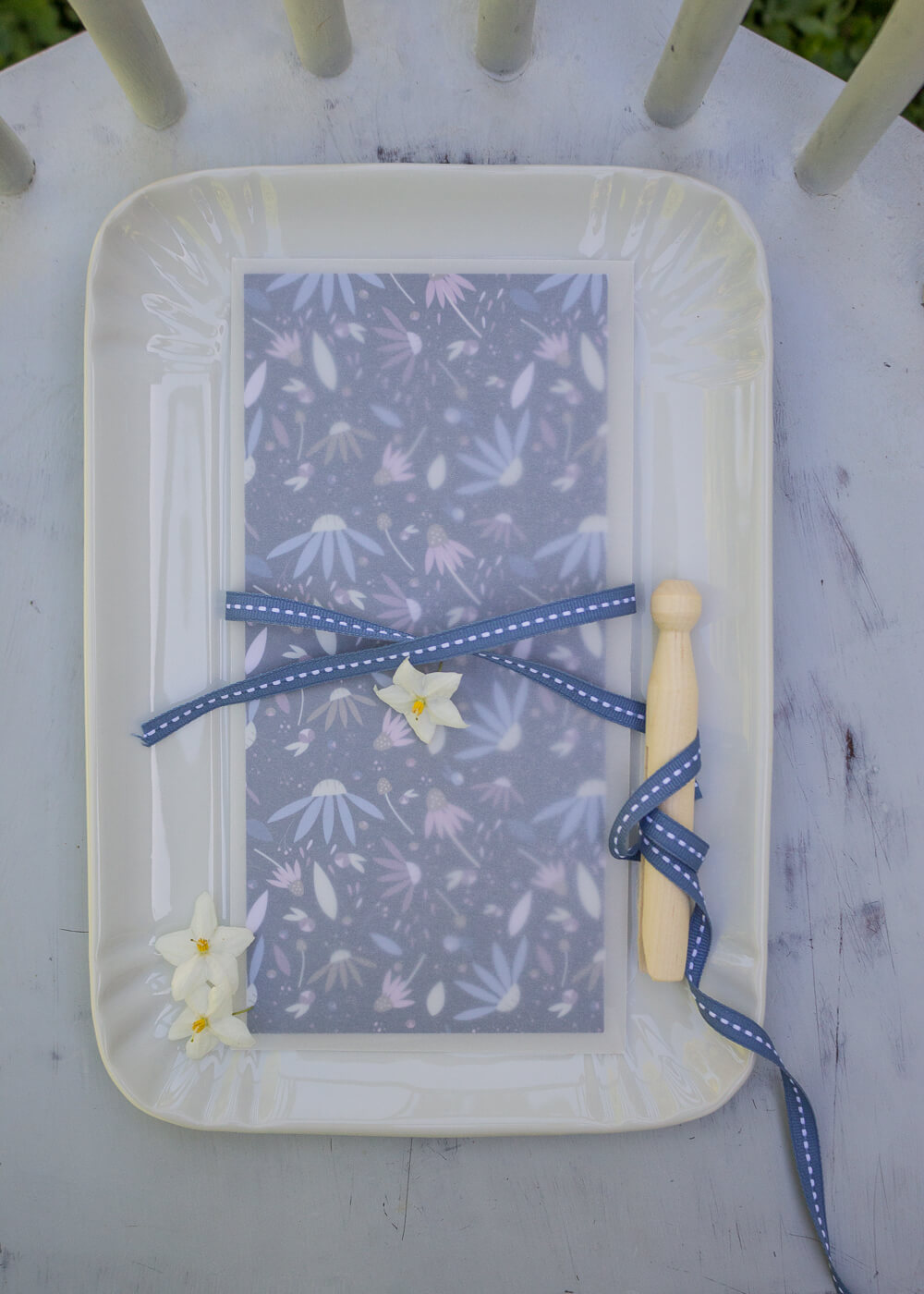 Wedding suite Echinacea - Partecipazione di matrimonio e busta semitrasparente - Illustrazioni floreali - Lily&Sage Design